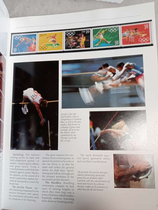 USA-1991 YEAR BOOK WITH MOST ISSUES INCLUDED-FULL SHEETS INCLUDED WHICH ARE SCARCE