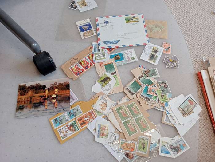 BOTSWANA-MANY COVERS,LOOSE stamps and cir.book etc value here