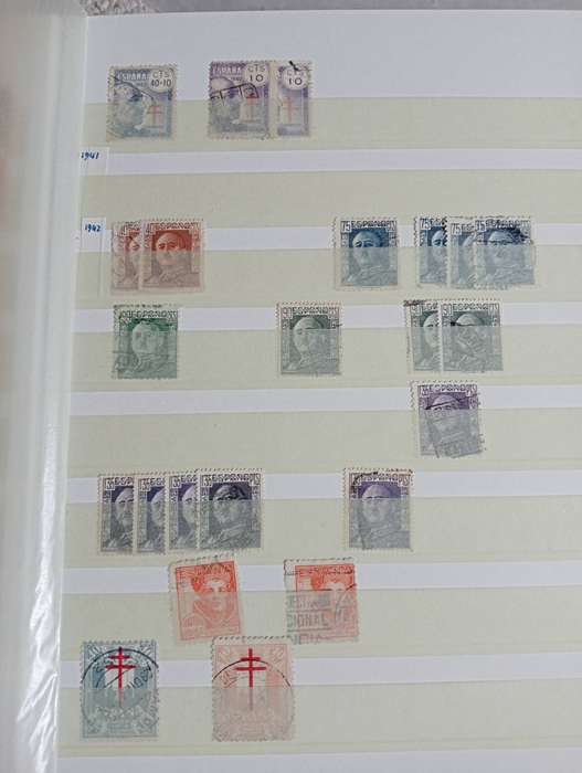 SPAIN   HUGE STOCK BOOK- 100`S AND HUNDRED`S SCARCE EARLIES,not nearly all shown!!