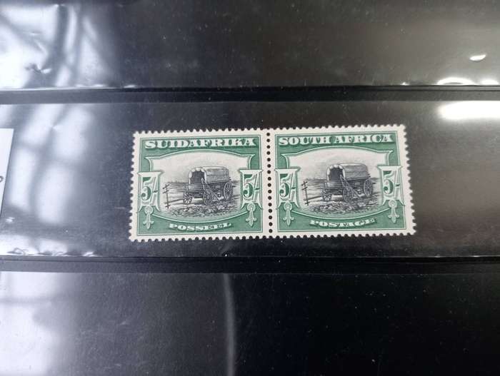UNION-LONDON R10 000.00   5 SHILLING Very light h.r. pair even light gum toning