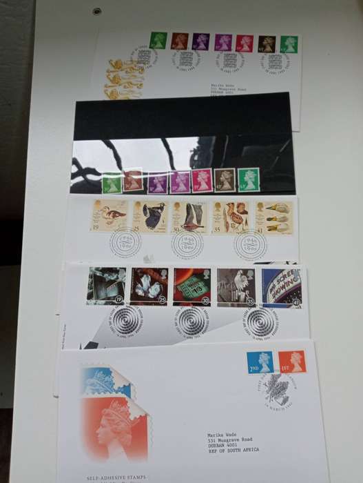 GB-SCARCE COLLECTION OF MODERN FDC AND ISSUES
