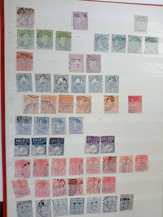 STOCK BOOK-AUST.STATES QV COLL. !!     NB NB NEW AUCTION STARTING SOON !!! SAT 7am-11am SNAP AUCTION
