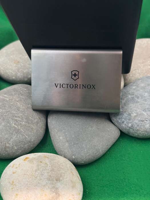 Victorinox Swiss Modern Knife Block 6 Pieces