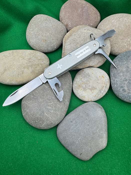 Victorinox NATO 7340-16-400-2425