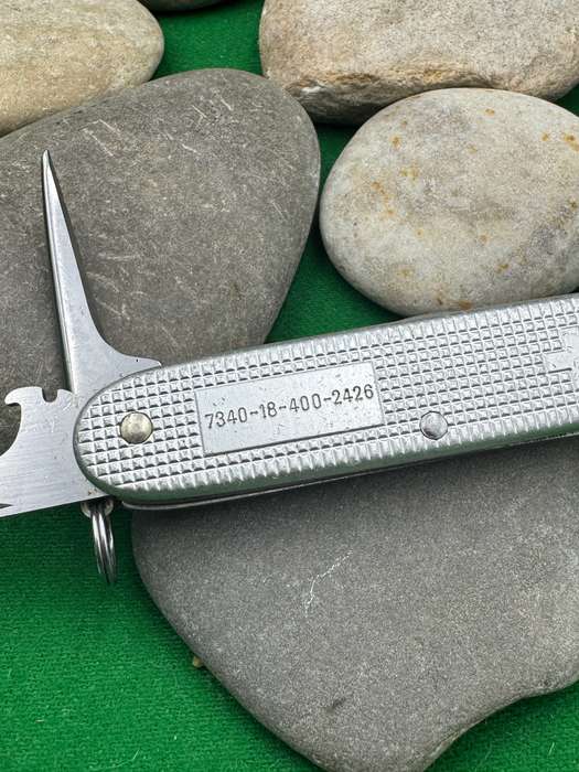 Victorinox NATO 7340-16-400-2425