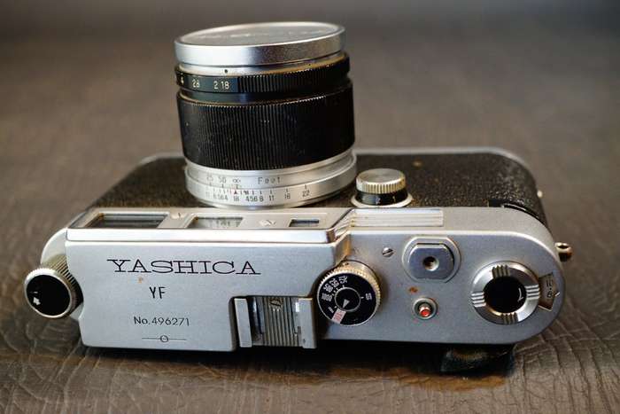 Yashica YF Nicca 35mm Rangefinder Film Camera with Yashinon 5cm F1.8 Lens **Great Condition**