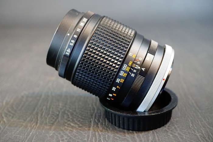 Canon FL 135mm F3.5 lens in Canon FD Mount **Great Condition**