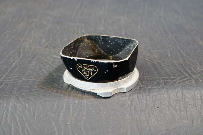 Rollei Franks & Heidecke RII/Bay 2 - Lens Hood **Very Well Used Condition**