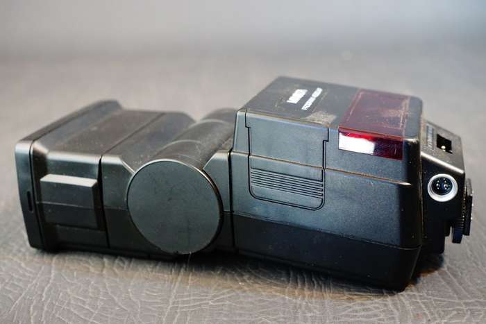 Minolta Maxxum 4000AF Flash with Diffuser for Minolta Cameras  **Good Condition**