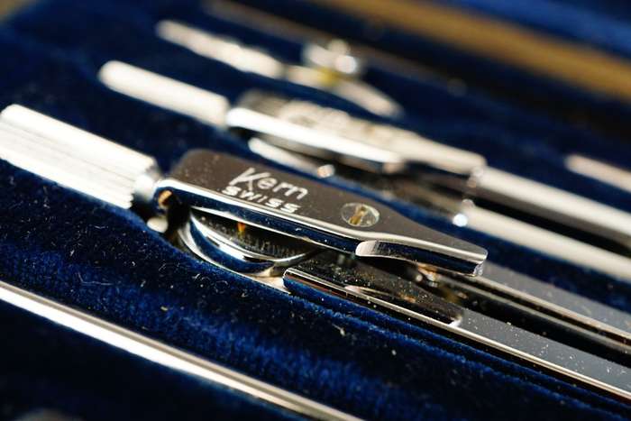 Vintage Kern Aarau Swiss High Precision Drawing Set In Original Box **Complete Excellent Condition**