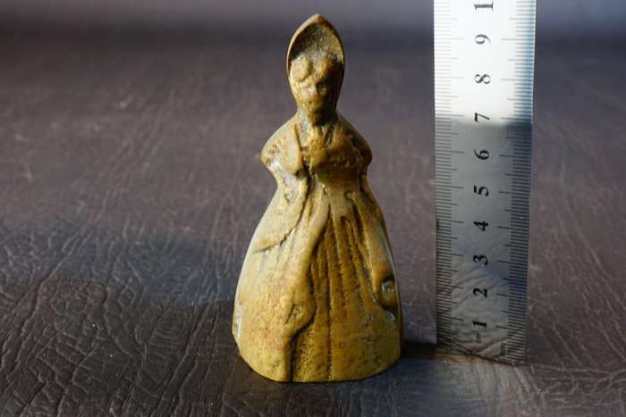 Vintage Brass Bell Antique Victorian Style Decor **Good Condition**