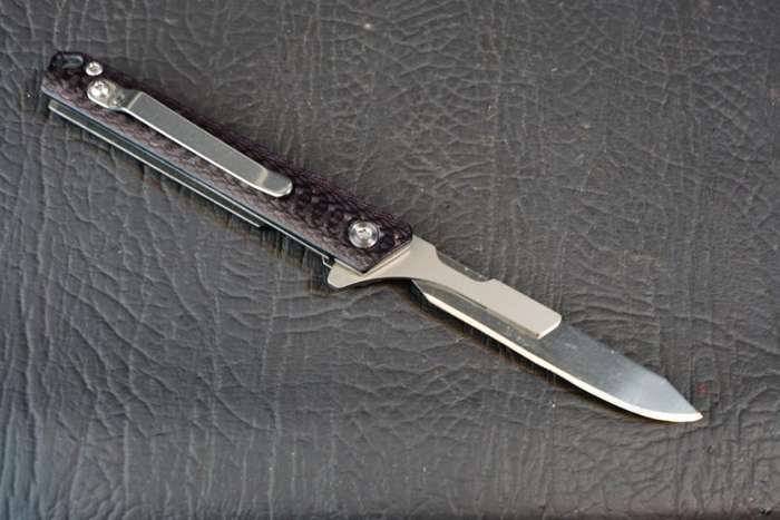 Carbon Fiber Folding Scalpel Knife with Liner Lock uses #60 Blades **5 Blades Included**