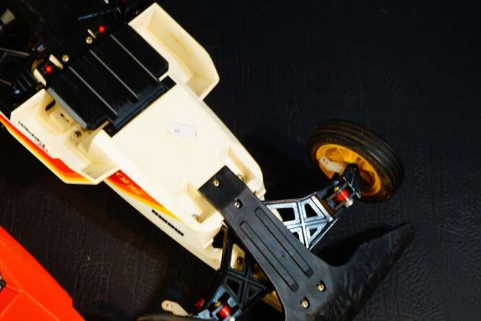 Vintage Rc Futaba Fx10 rc Buggy 80's **Chassis Only, Spares or Repair**