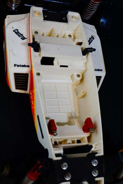 Vintage Rc Futaba Fx10 rc Buggy 80's **Chassis Only, Spares or Repair**