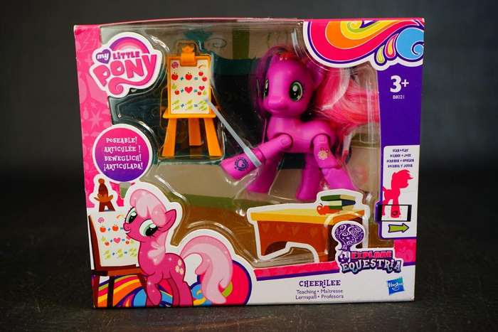 My Little Pony Explore Equestria CHEERILEE Teaching Poseable Pony Hasbro 2015 *New Old Shop Stock*
