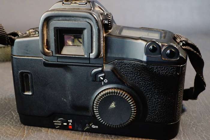 Canon EOS 3 35mm SLR Film Camera Body with Eye Focus Control **Excellent Condition**