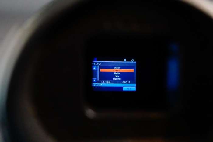 Sony Camcorder DCR-DVD610 DVD Handycam Camera 40x Optical Zoom and Original Box **Great Condition**