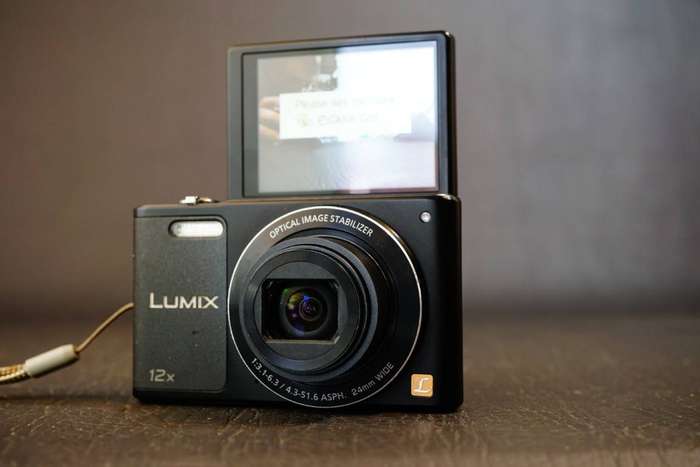 Panasonic LUMIX DMC-SZ10 Flip Screen Digital Camera 16MP 12x Optical Zoom Wi-Fi **Great Condition**