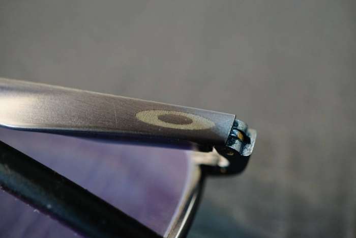 Oakley Wingfold Satin Brushed Chrome OX5100-0352 52-16-139 Optical Eyeglasses **Good Condition**