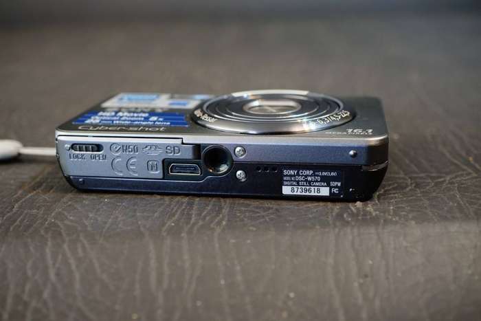Sony Cyber-shot DSC-W570 Black 16.1MP Digital Camera 5x Zoom **Great Condition**