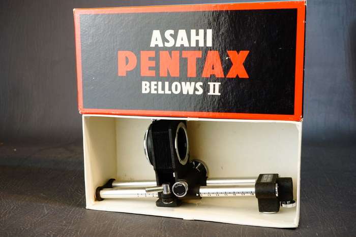 Asahi Pentax Bellows II Unit M42 Screw Mount Boxed  **Excellent Condition**