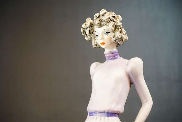 Tarcisio Tosin Pottery Art Deco 1930s Italian Figurine of an Elegant Lady