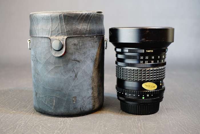 Pentax SMC Pentax Shift 28mm F3.5 Lens Pentax K Mount with Case **Excellent Condition**