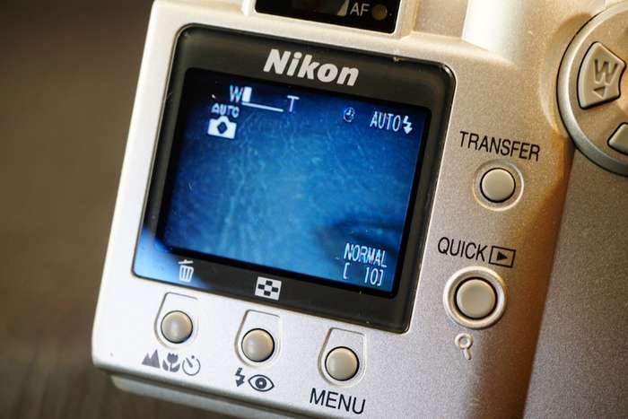 Nikon COOLPIX 775 and 4300 Compact Digital Camera Combo Set **Good Condition**