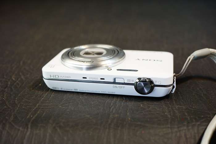 Sony Cyber-shot DSC-WX80 16.2 MP Digital Compact Camera White **Great Condition**