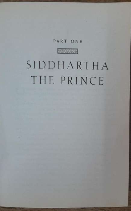 Buddha - Deepak Chopra (Paperback book with no dj)