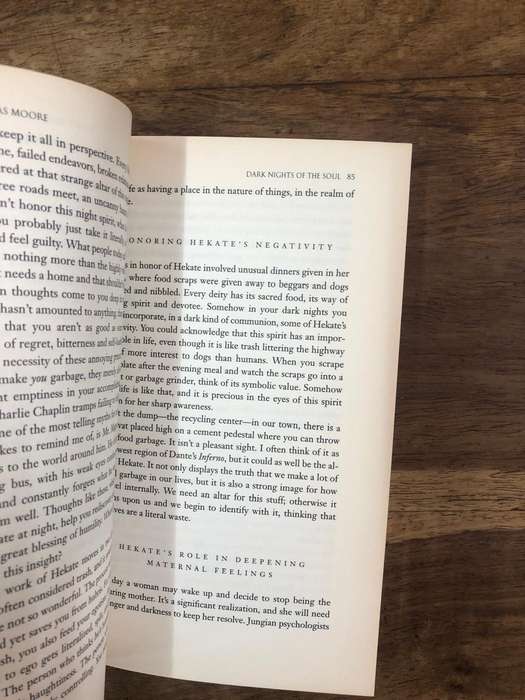 Dark Nights of the Soul - Thomas Moore (Paperback)