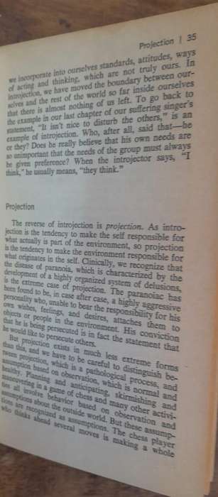 The Gestalt Approach and Eye Witness to Therapy - Fritz Perls (Paperback book with no dj)
