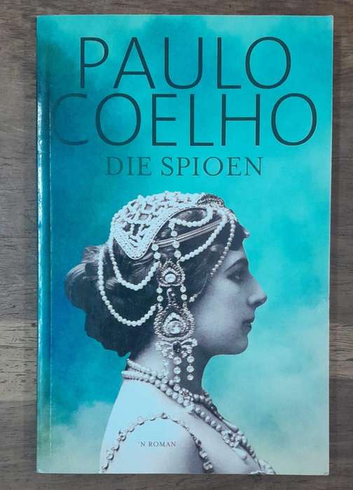 Die Spioen - Paulo Coelho (Paperback book with no dj)