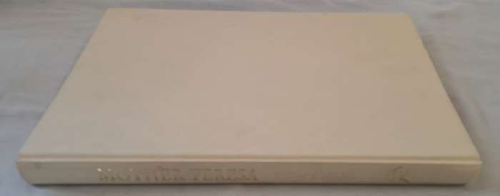 Mother Teresa A Life In Pictures - Roger Royle (Hardcopy without DJ)