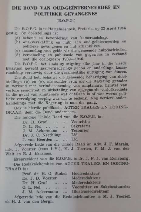 Agter tralies en doring draad. - B.O.P.G