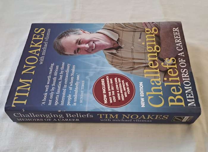 Challenging Beliefs. - Tim Noakes (Softcover)