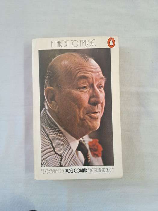 A Talent To Amuse. - Noel Coward (Paperback)