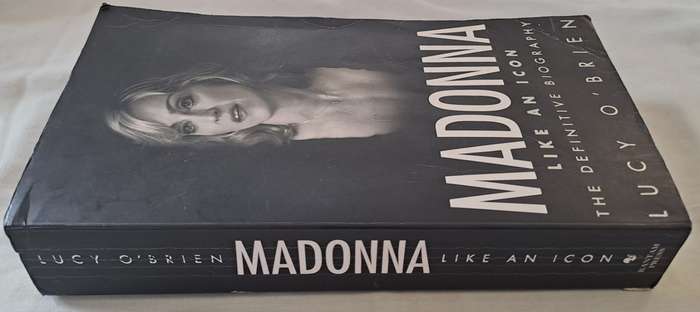 Madonna, Like An Icon - Lucy O Brien (Paperback)