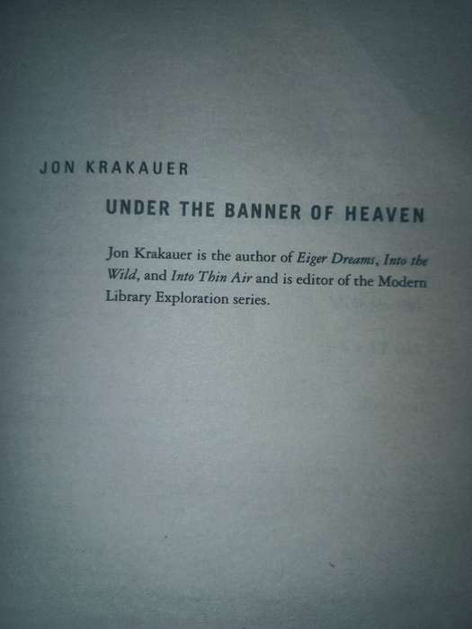 Under the Banner of Heaven: A Story of Violent Faith - Jon Krakauer (Paperback)