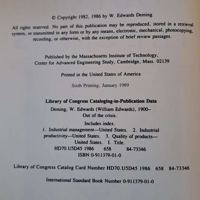 Out of the Crisis - W Edwards Deming ( Hardcover)