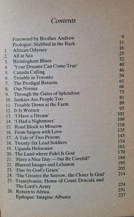 Twenty-six Lead Soldiers - Dan Wooding (Paperback with no DJ)