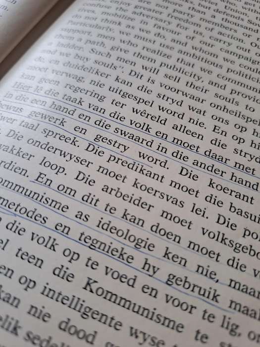 Oorlog om die Volksiel - Internasionale Simposuim oor Kommunisme (paperback)