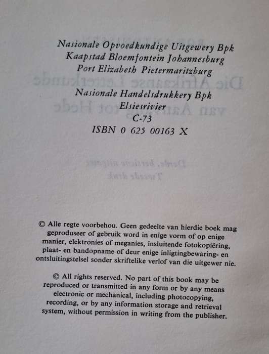 Die Afrikaanse Letterkunde van Aanvang tot Hede - Rob Antonissen (hard cover with dj)