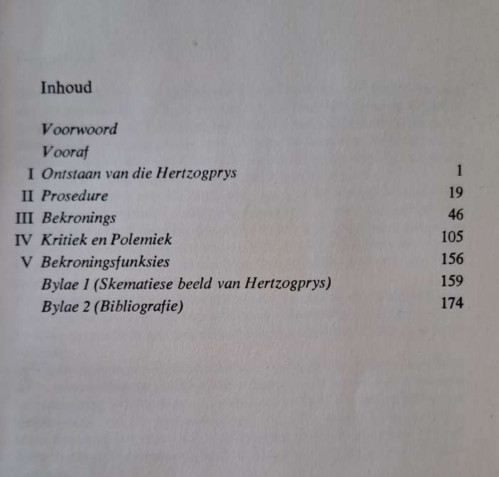 Die Hertzogprys vyftig jaar - P. J. Nienaber (hard cover with dj)