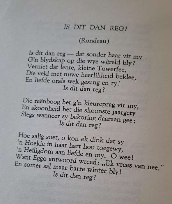Bloemlesing uit die Gedigte van A. G. Visser - Prof. Dr. G. Dekker (hard cover with dj)