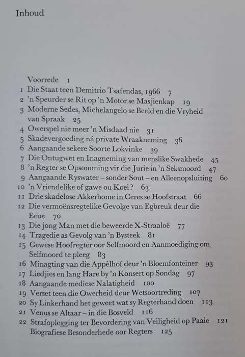 Regters aan die woord - G.C. Steyl S.C. (hard cover with dj)