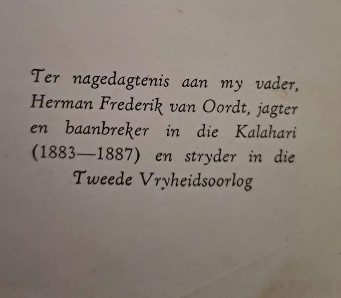 Seuns van die wolke - August van Oordt (Hard cover with no dj)