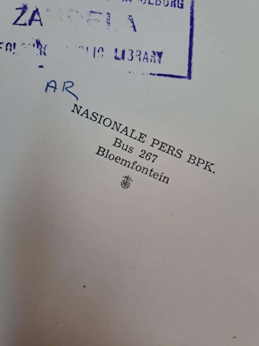 Kruispad - C.M. van den Heever (Hard cover with no dj)