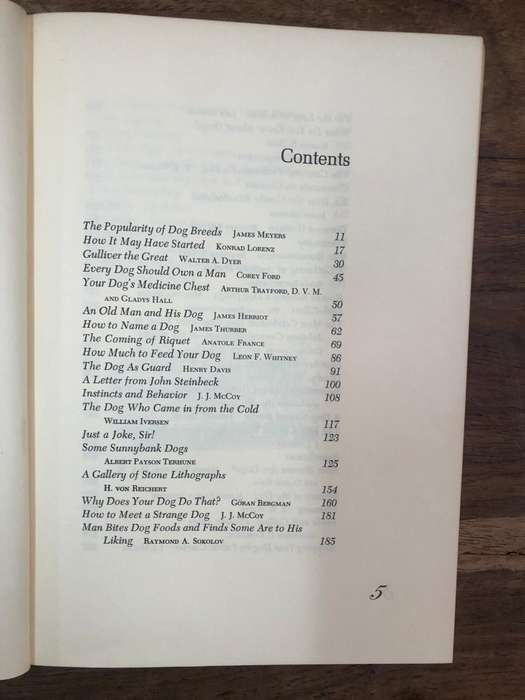 The Dog Lover's Reader - Timothy T Clarke (Hardcover book with no dj)