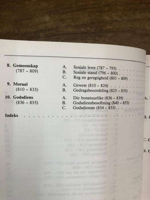 Groot Tesourus van Afrikaans - LG De Stadler (Hardcover book with dj)
